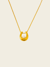 Radiant Pearl Loop Necklace