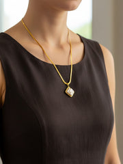 Golden Square Pendant Necklace