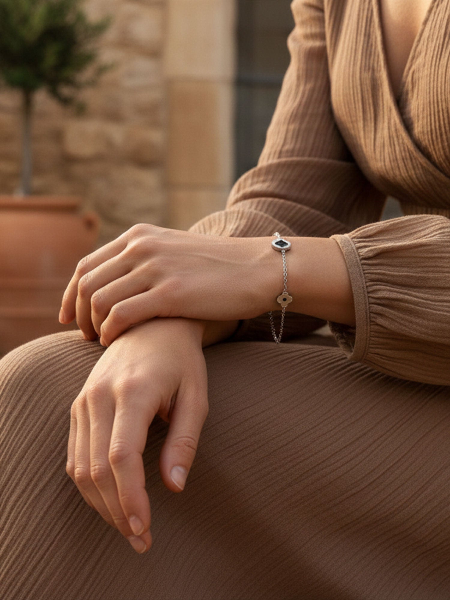 Silver & Black Clover Link Bracelet