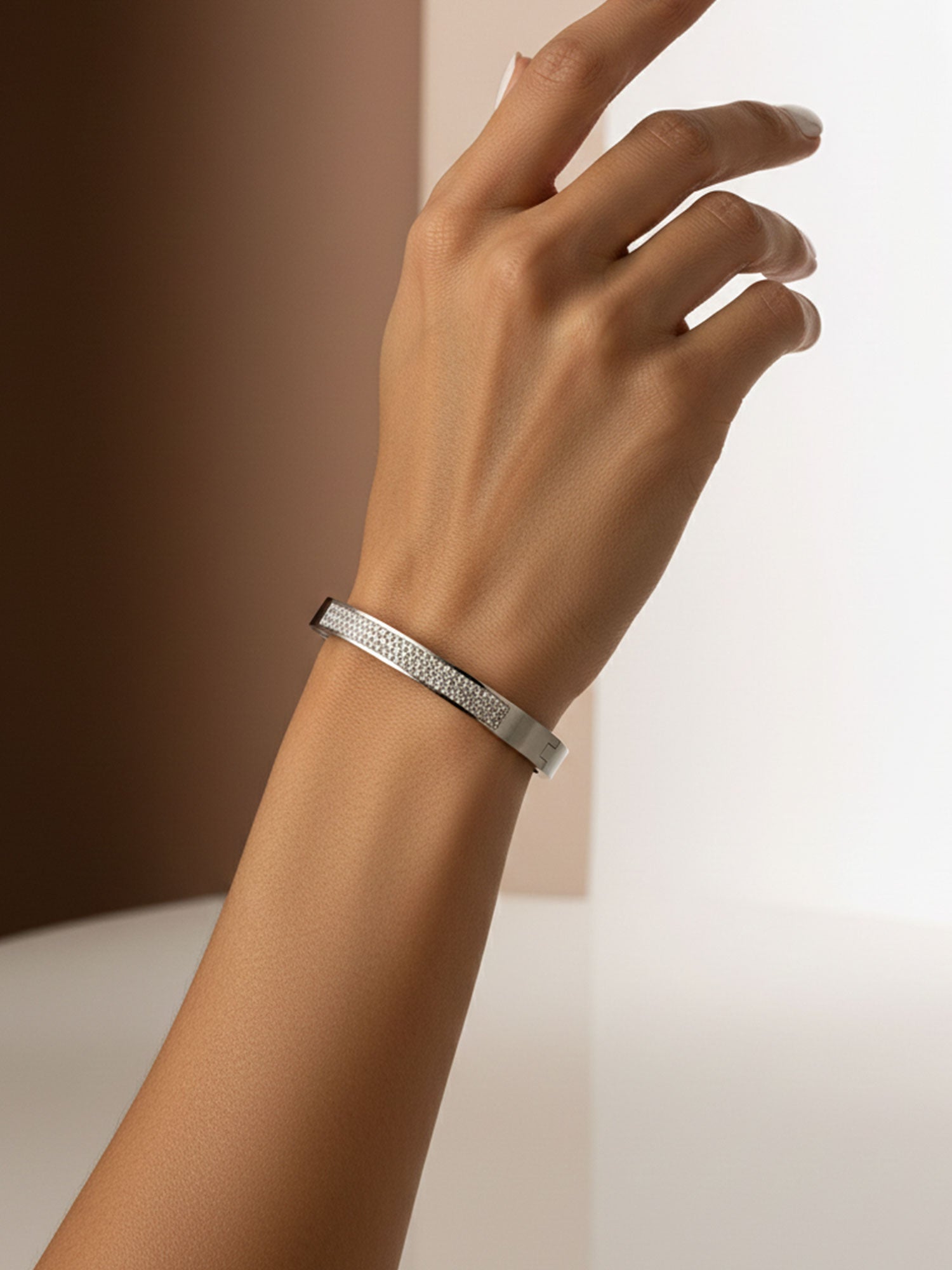 Silver Pave Shine Bangle