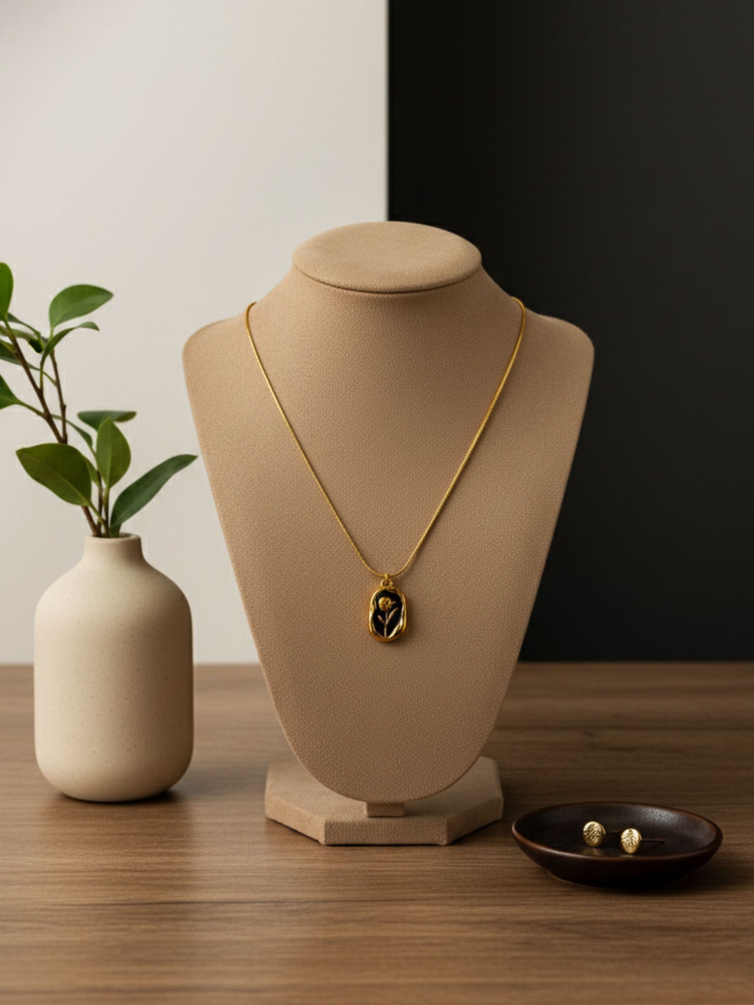 Golden Bloom Pendant Necklace