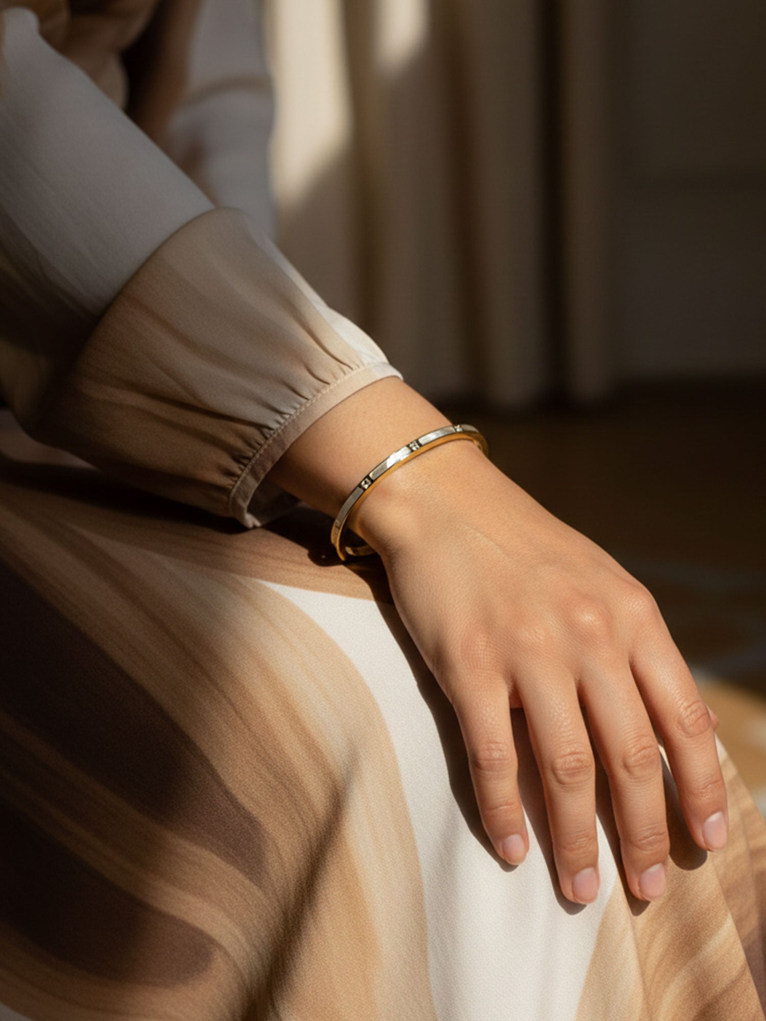 Mother of Pearl Elegance Bangle
