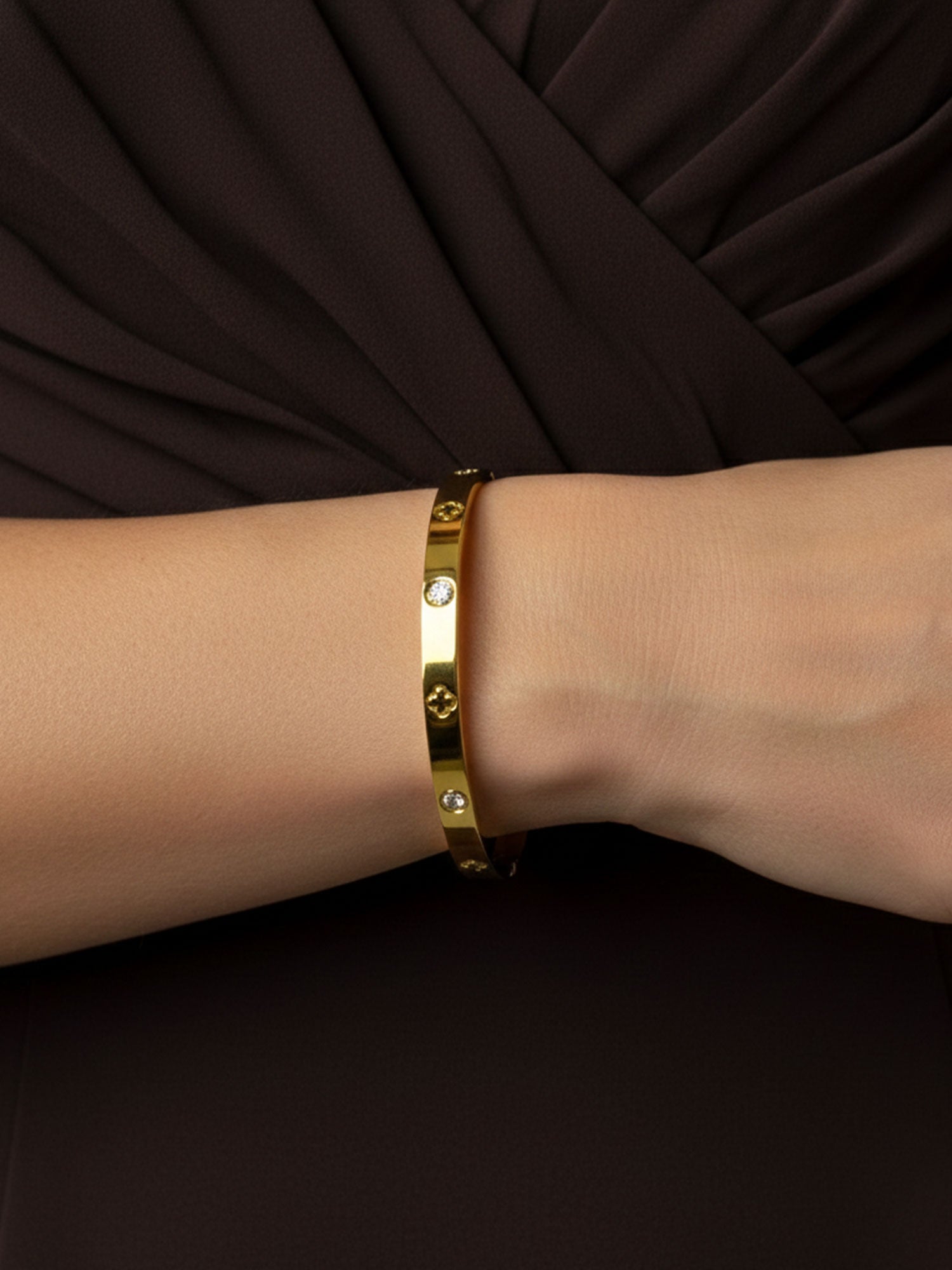 Clover Luxe Signature Bangle
