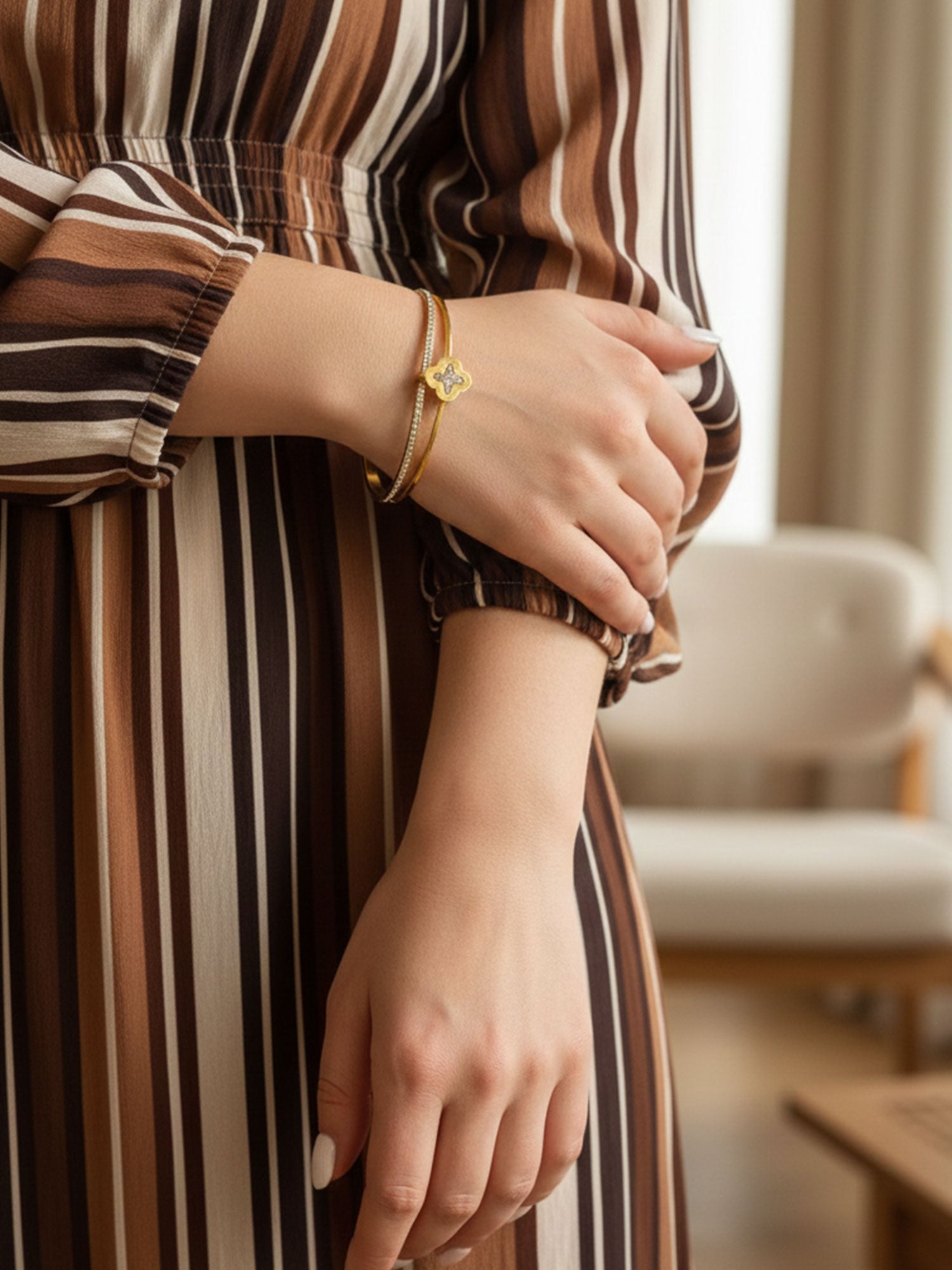 Golden Radiance Stainless Steel Bangle